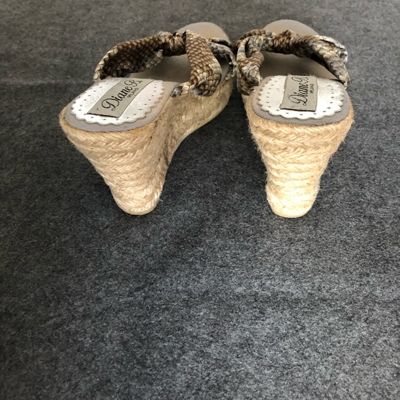 Diane B Milano Wedges Size •8• - Picture 3 of 8